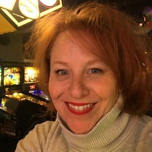 Meet your Posher, Jennifer